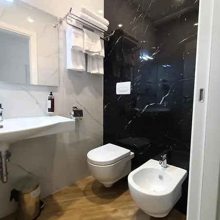 Smart Cruise Otel Civitavecchia