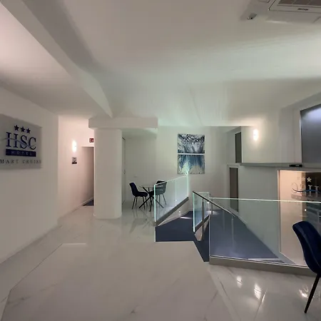Smart Cruise Otel