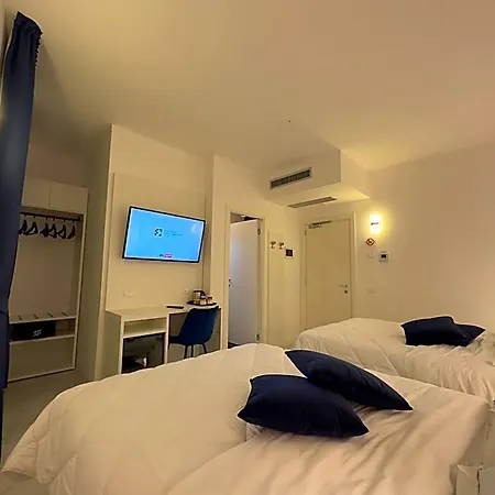 Smart Cruise Hotel Civitavecchia